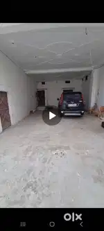 OFFICE AND SHOWROOM FOR RENT