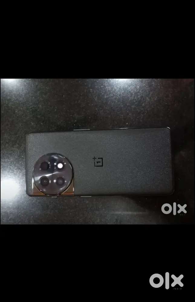 One Plus 11r 8GB 128 GB in excellent condition