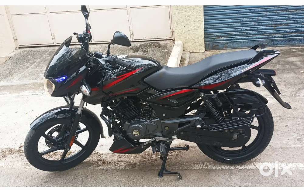 Pulsar ABS 150