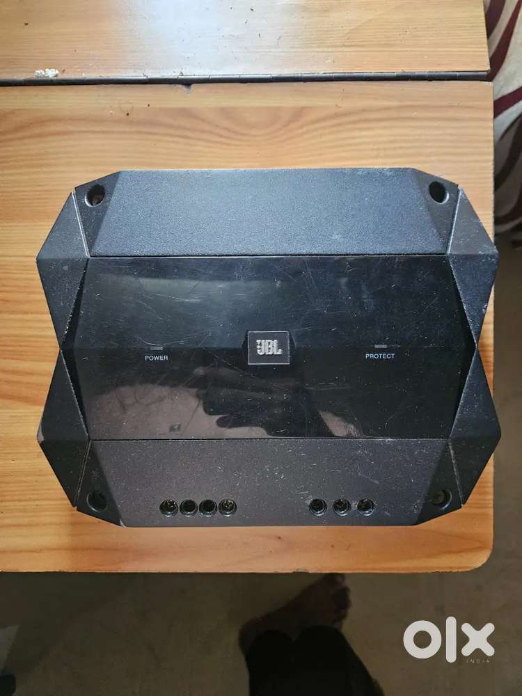 Club 5501 high-performance mono car amplifier