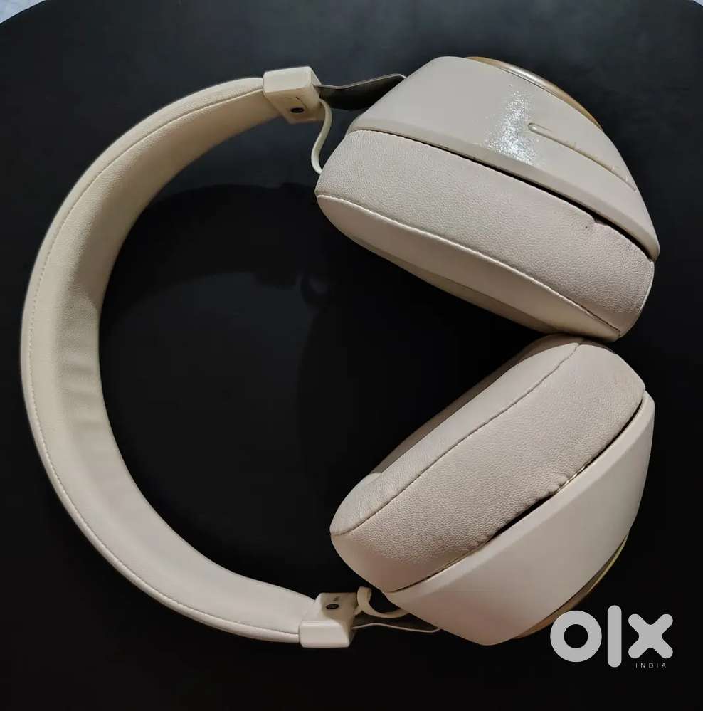 Buy 1 get 1 free Zebronics & boat