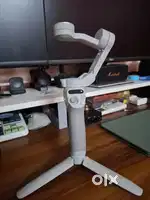 DJI Osmo Mobile SE mobile gimbal