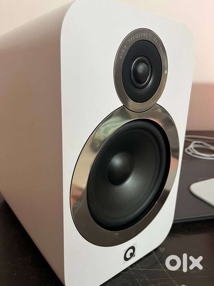 Q Acoustics 3030i Bookshelf Speaker