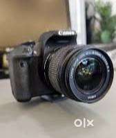 Dslr Canon 700d camera