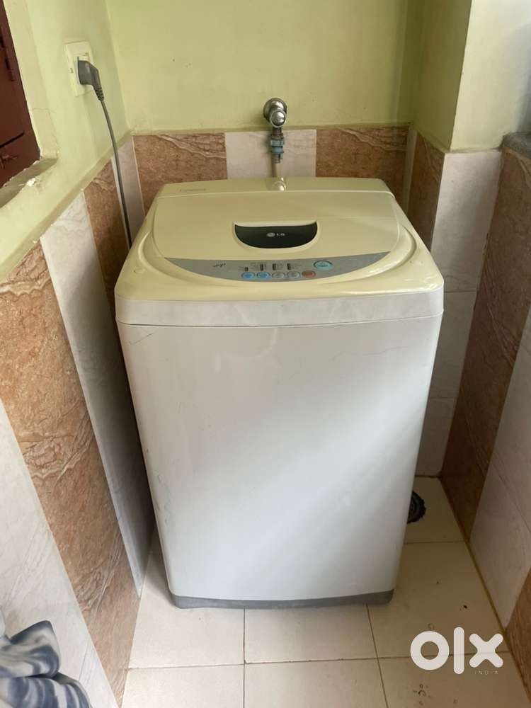 6 Kg Top load LG Automatic Washing Machine