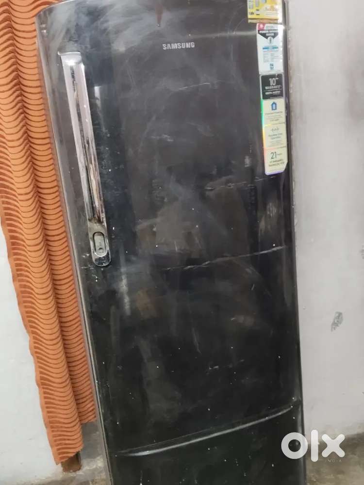 Samsung Single Door Refrigerator – Good Condition, 5-6 Years Old