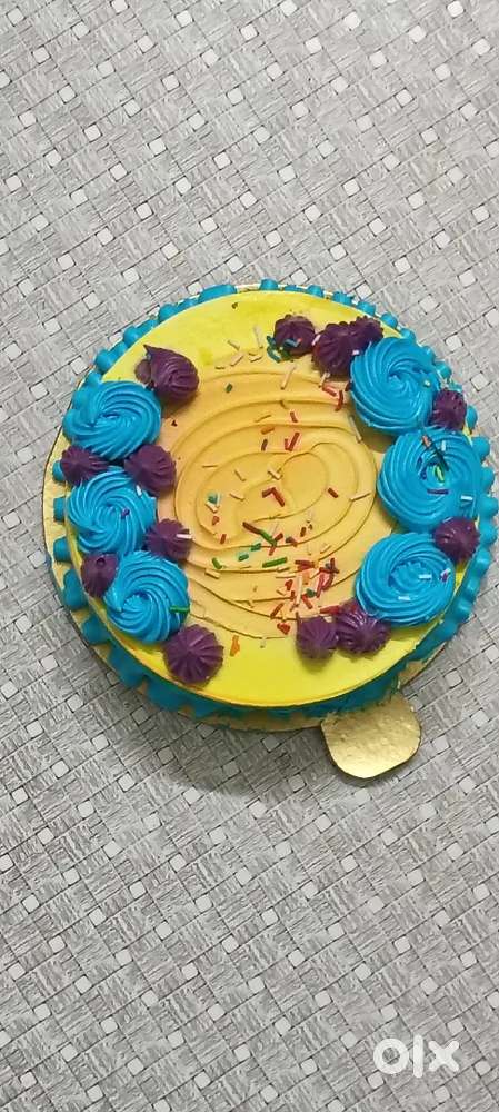 I want Chinese cook made to chinese item chaumin momos spring roll etc