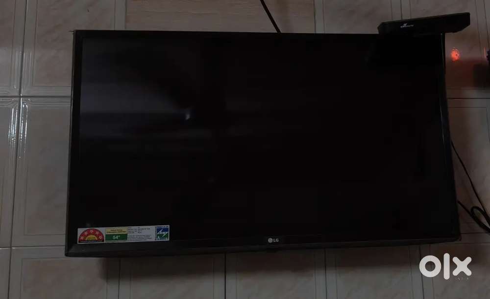 LG 32 inches tv