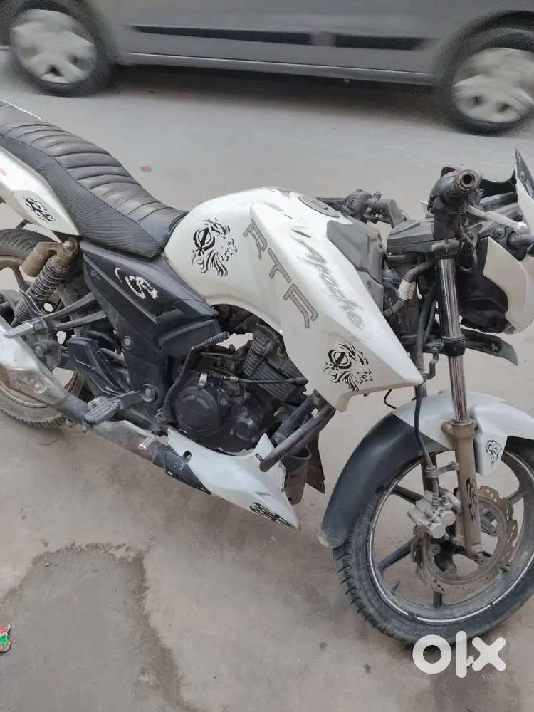 Good condition apache rtr 180