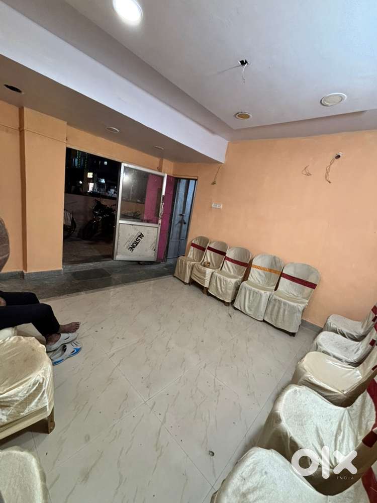 SHOP FOR RENT NEAR TAGORE PARK AUTO STAND