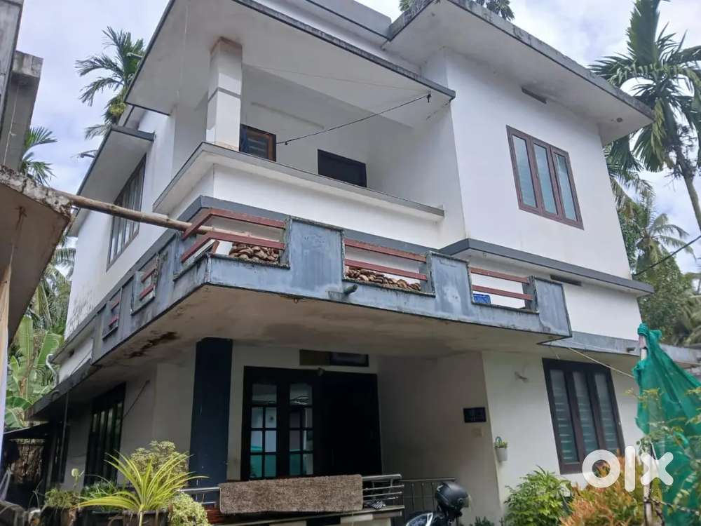 Argent sale arakkinar main road 200mtr only