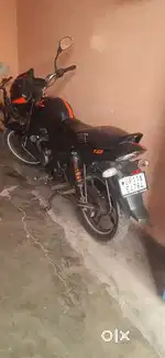 Acchi condition Hai new engine karaya tha abhi cylinder kit bhi nayi h