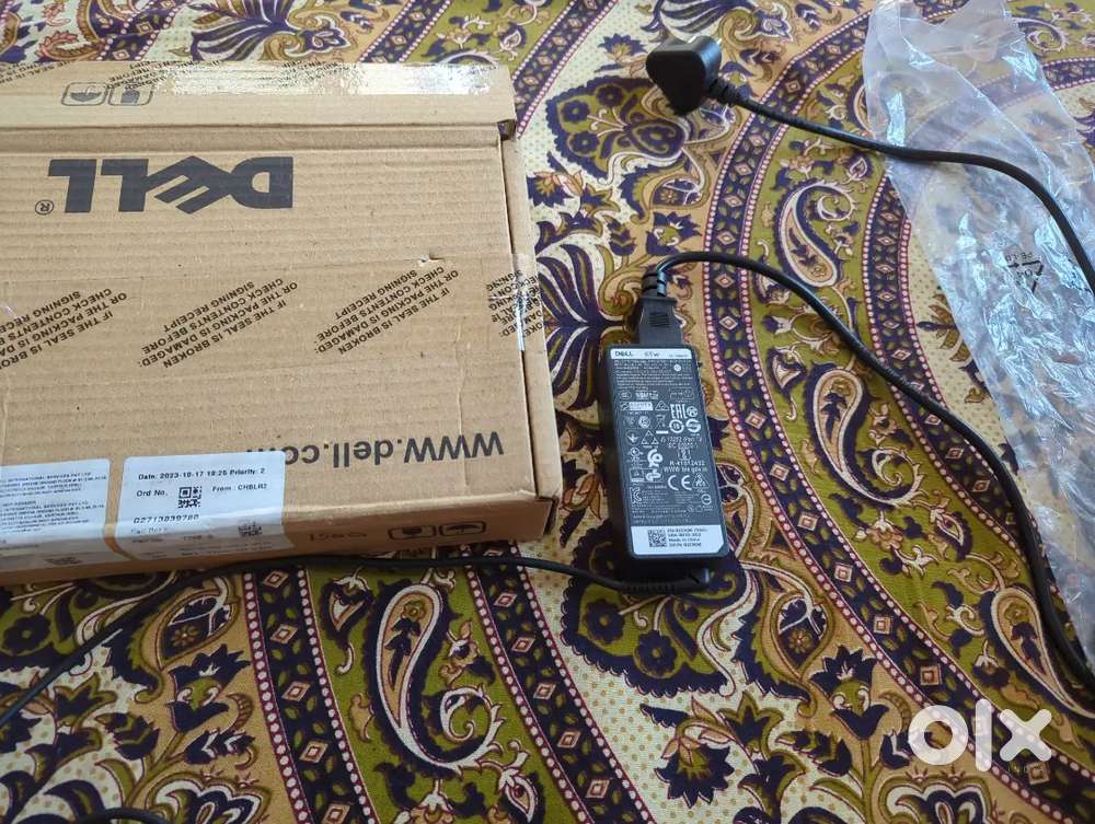 Dell charger (c pin) for sale