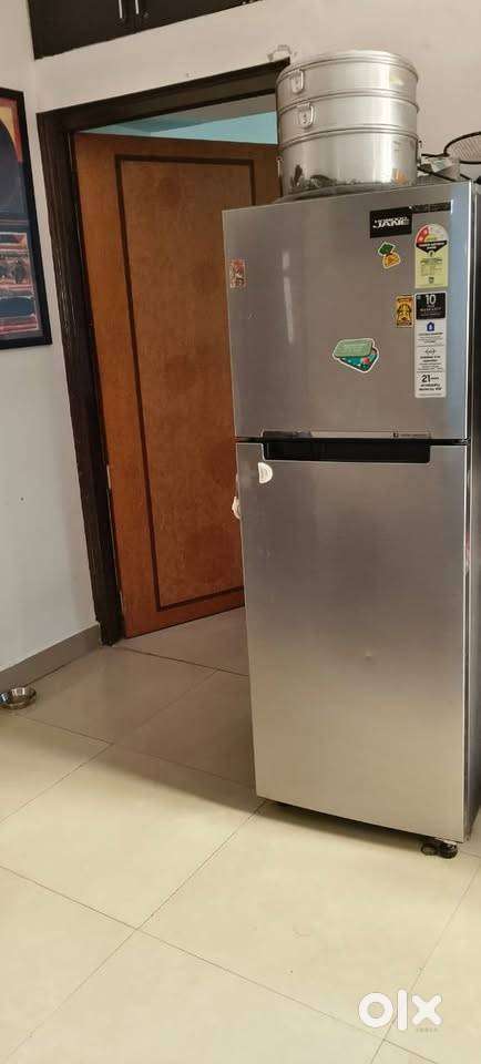 Samsung fridge 234 litres