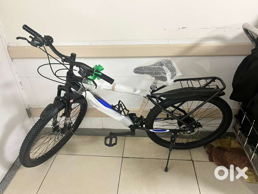 Comfortable seat, high quality material, gear cycle