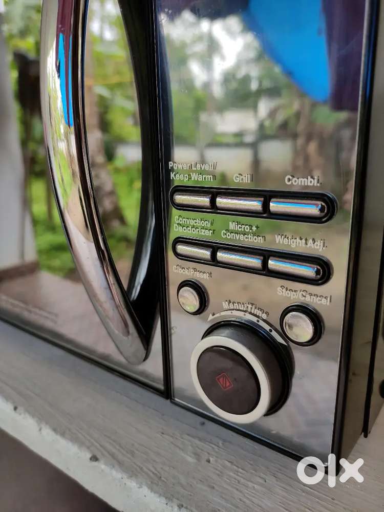 Microwave oven