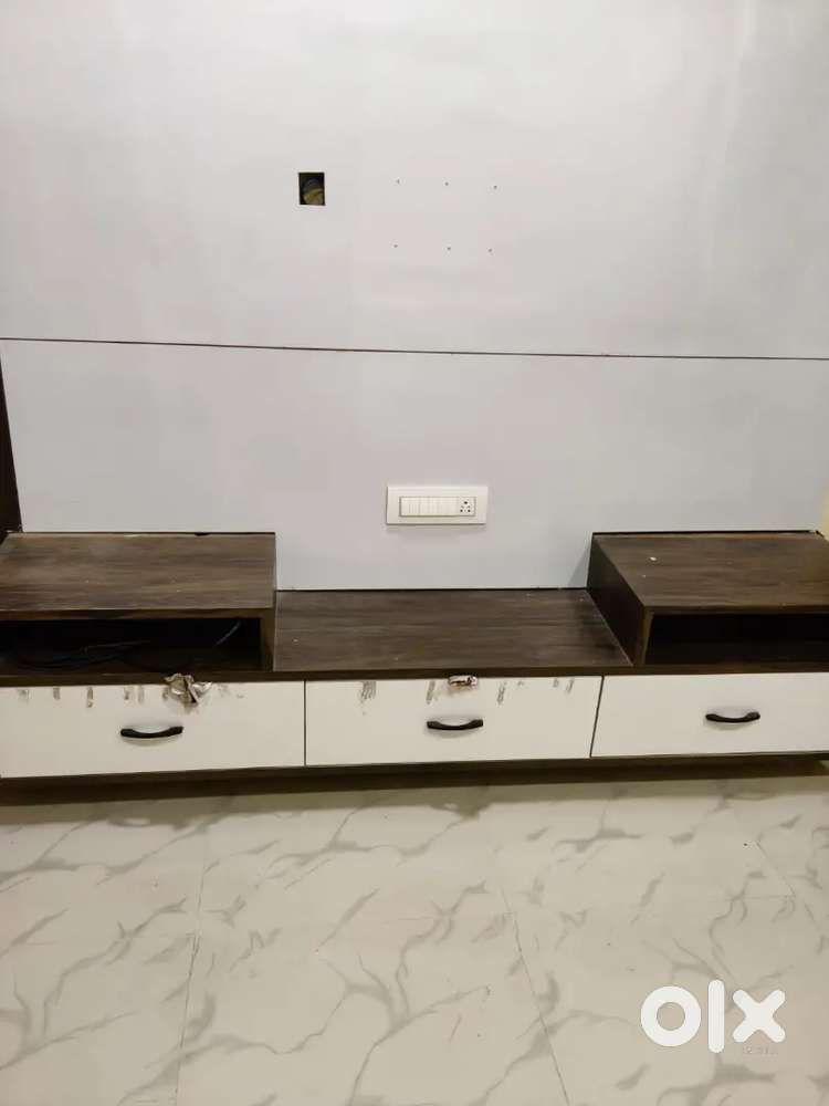 House urgent for sale