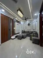 3 BHK FLAT WITH CAR PARKING COMMON GARDEN IN UTTAM NAGAR