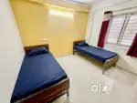 PAYING GUEST ROOMS AVAILABLE FOR LADIES