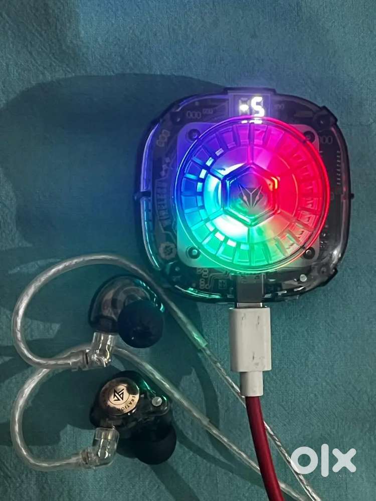 Iem earphone + phone cooler