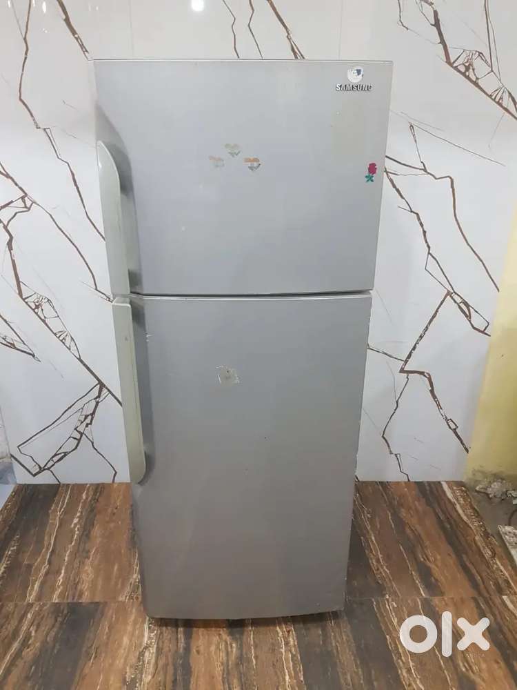 Samsung double door refrigerator 1284%