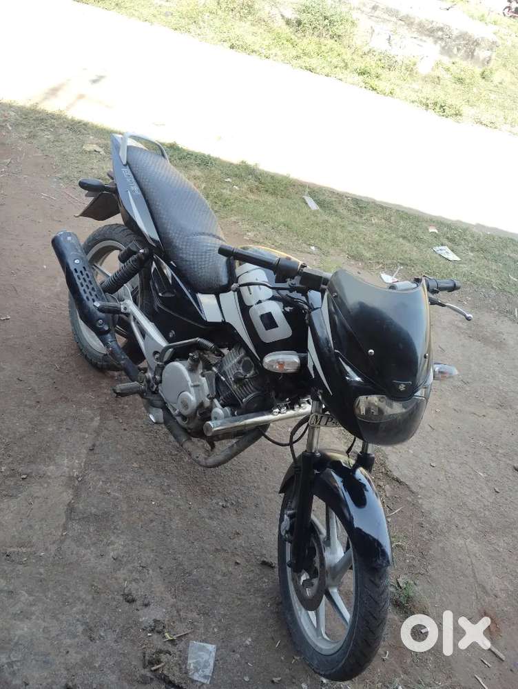 PULSAR 150