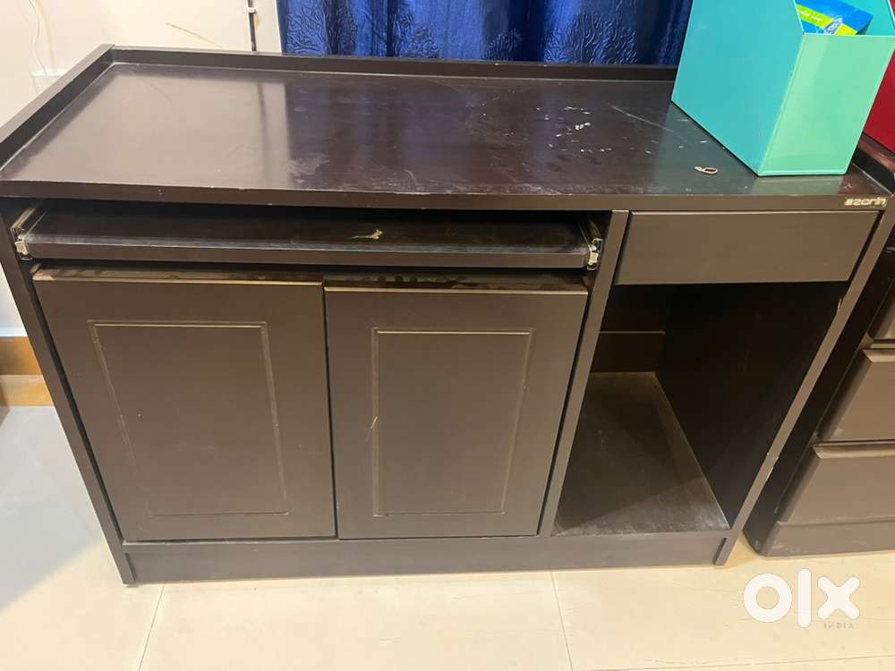 Computer table zorin brand