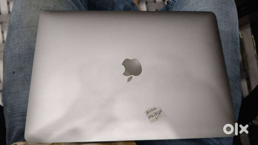 Mac book Air M1 2020