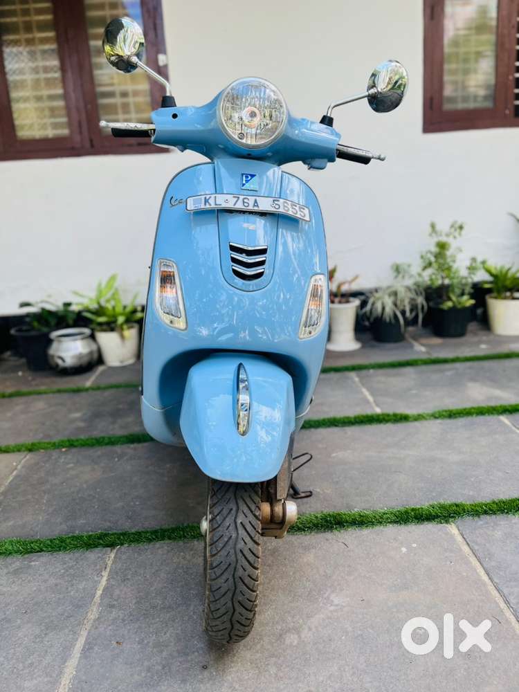 Vespa urgent sale