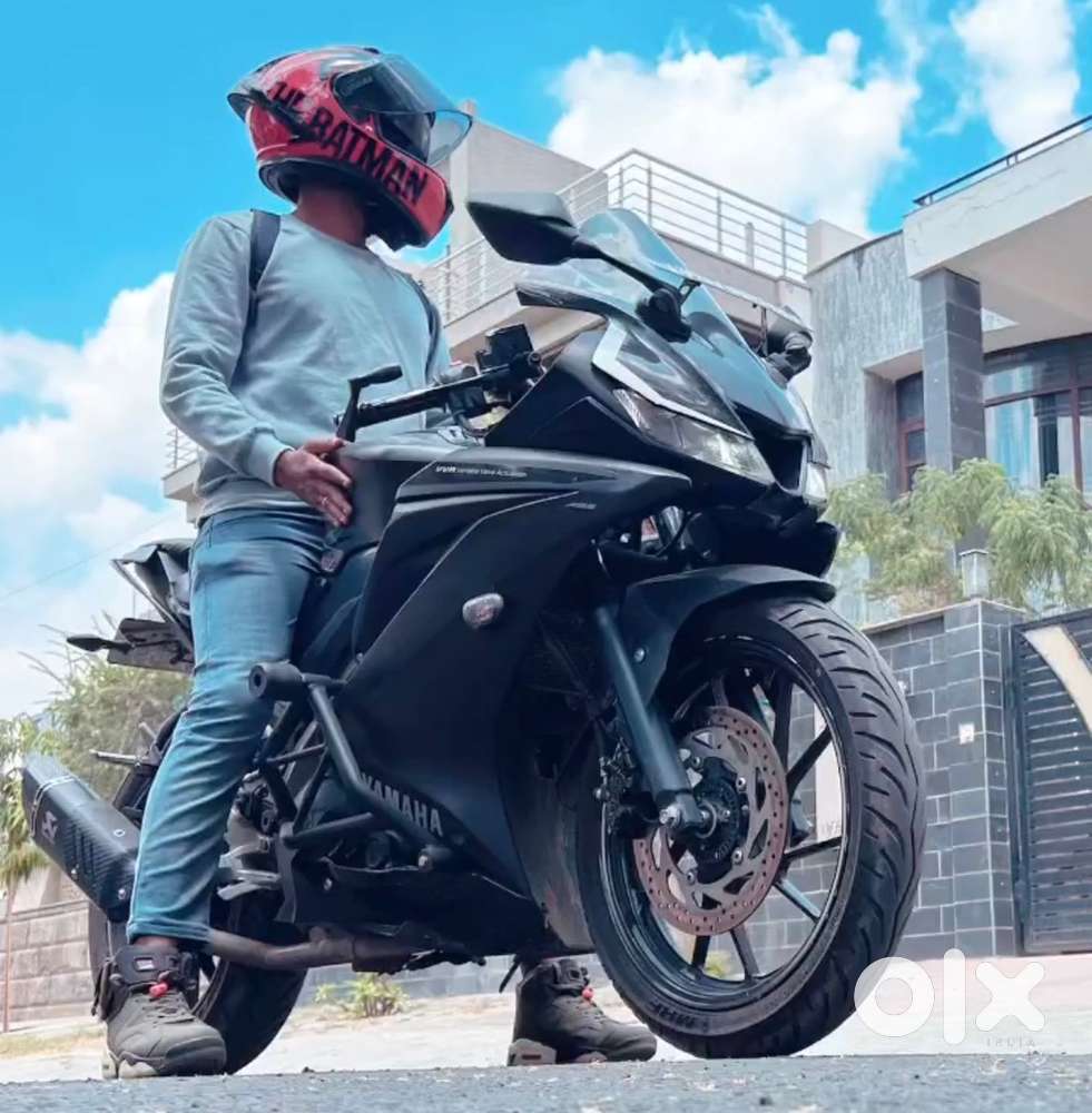 R15v3 2019 well maintained & protected.