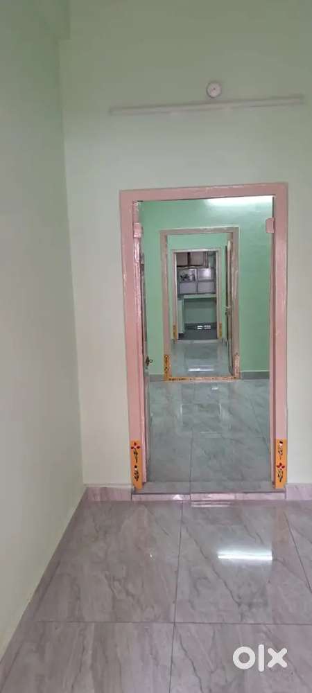 House for rent availble for family and commercial purpose