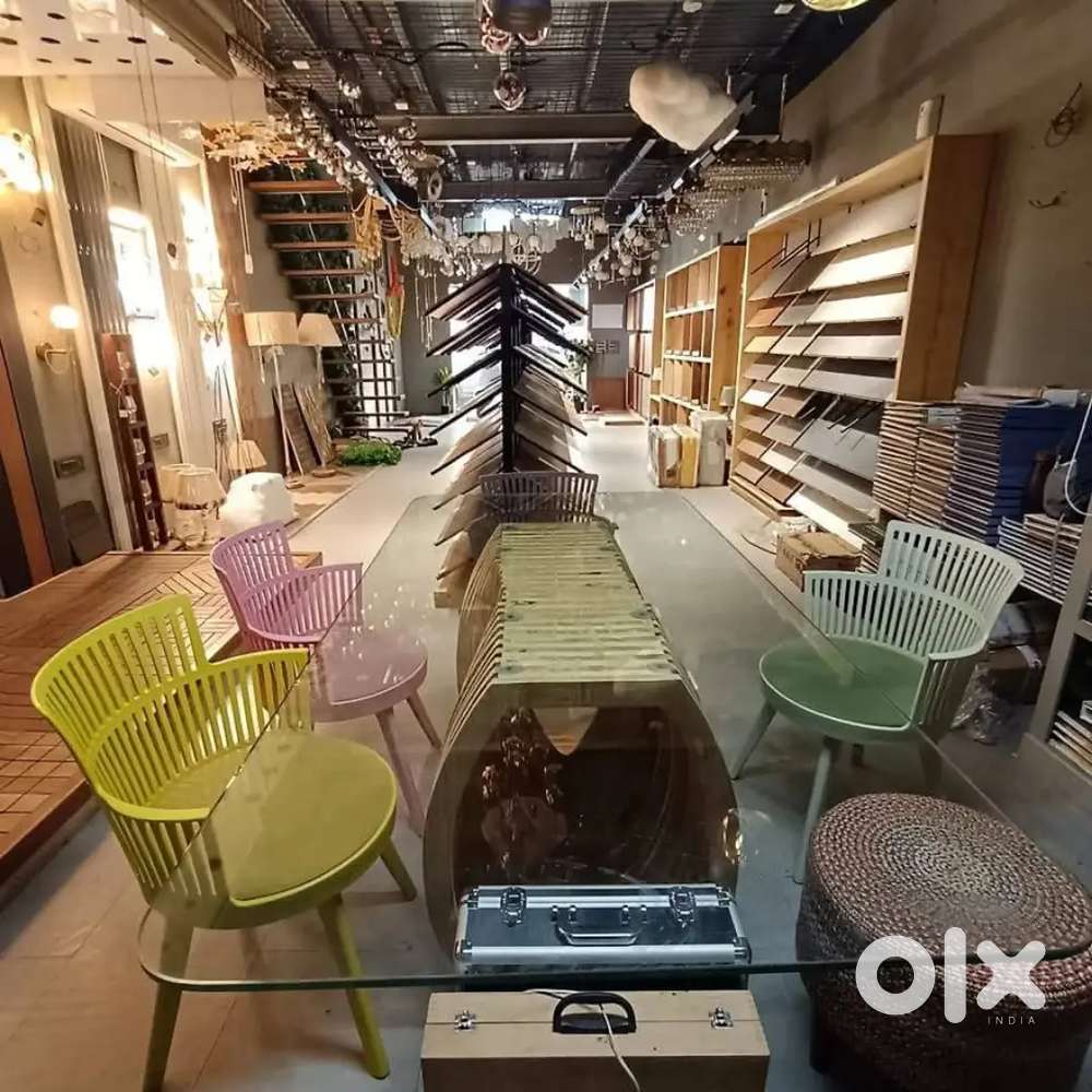 Space available for rent in underconstruction
