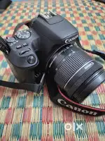 Canon 200D