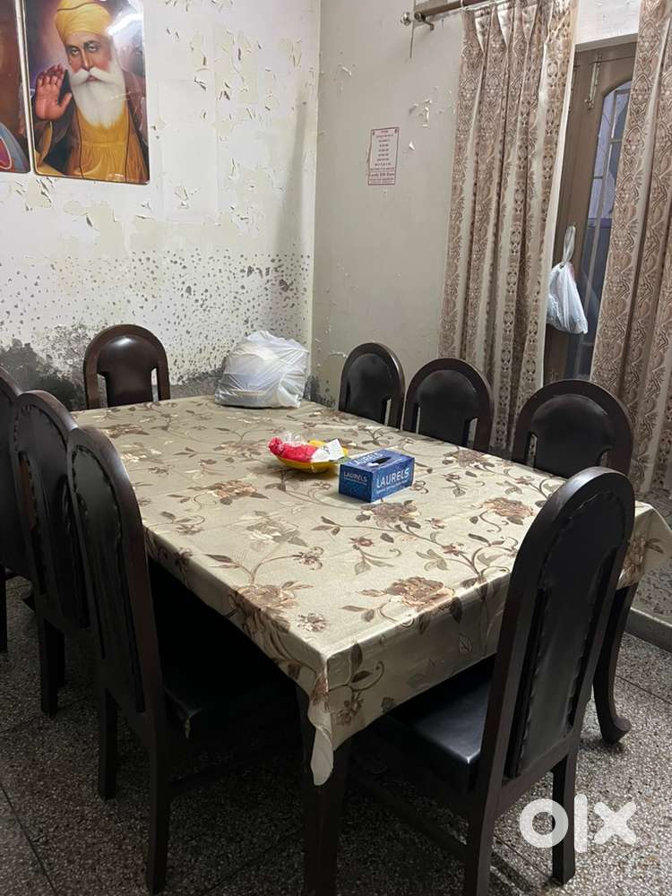 Big 8 seater dining table