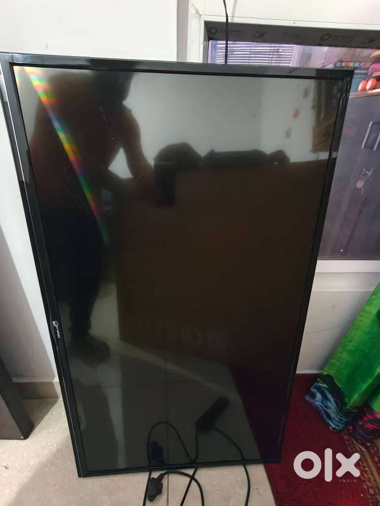 43 inch Micromox TV - Tube light screen damage