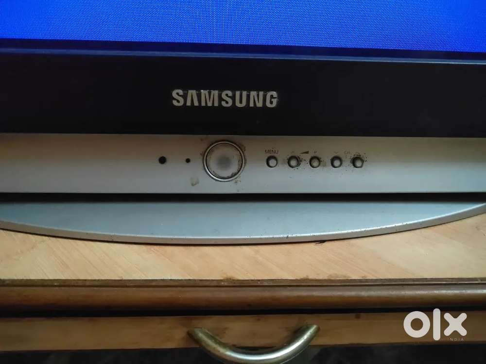 SAMSUNG TV