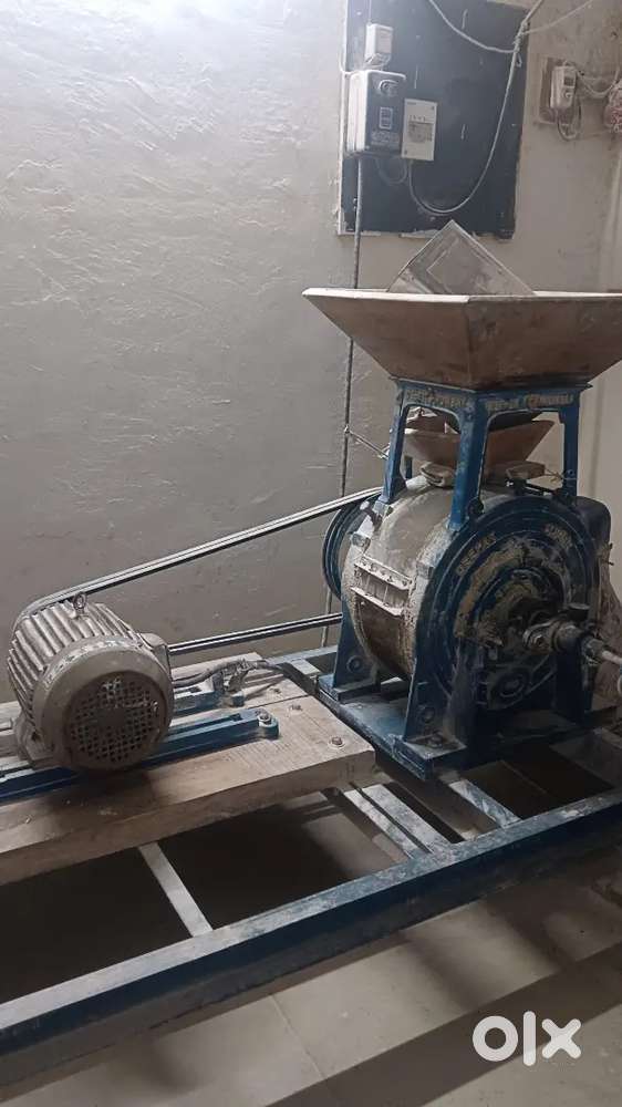 Commercial 18 inch Atta Chakki