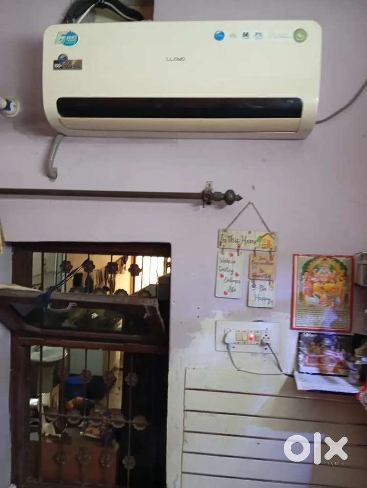 Lloyd ac good condition