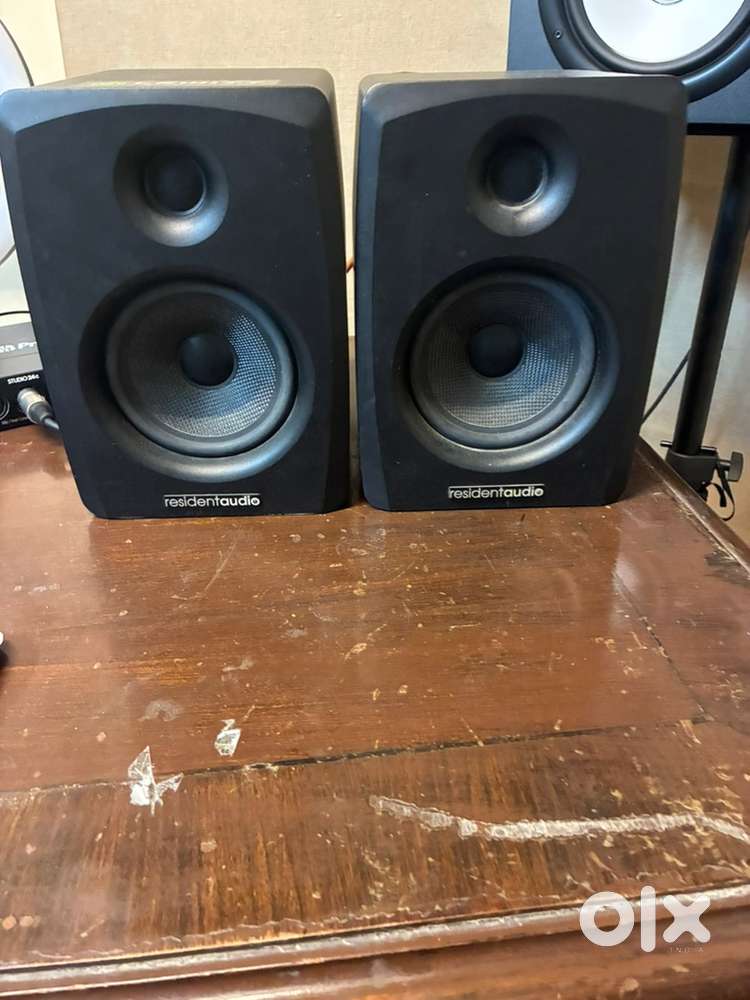 Resident Audio Studio Monitors