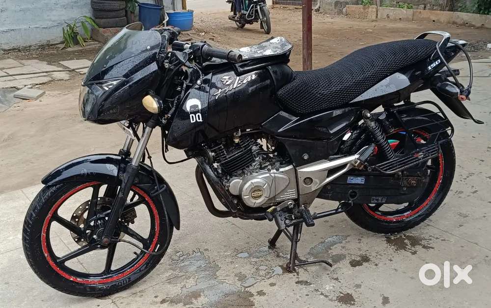 Bajaj Pulsar 150 (2014) – Well Maintained, Excellent Condition