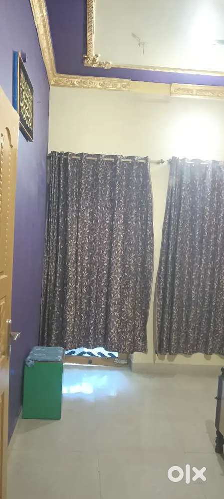 Only 1 room and washroom attached.