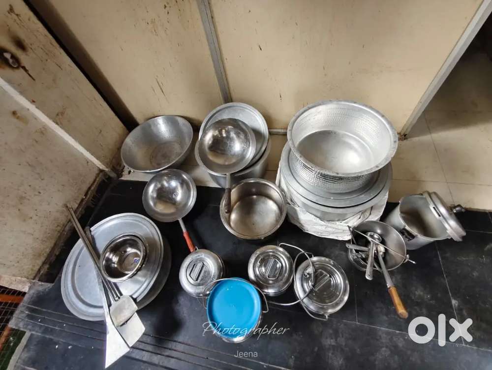 New unused  restaurant Dishes