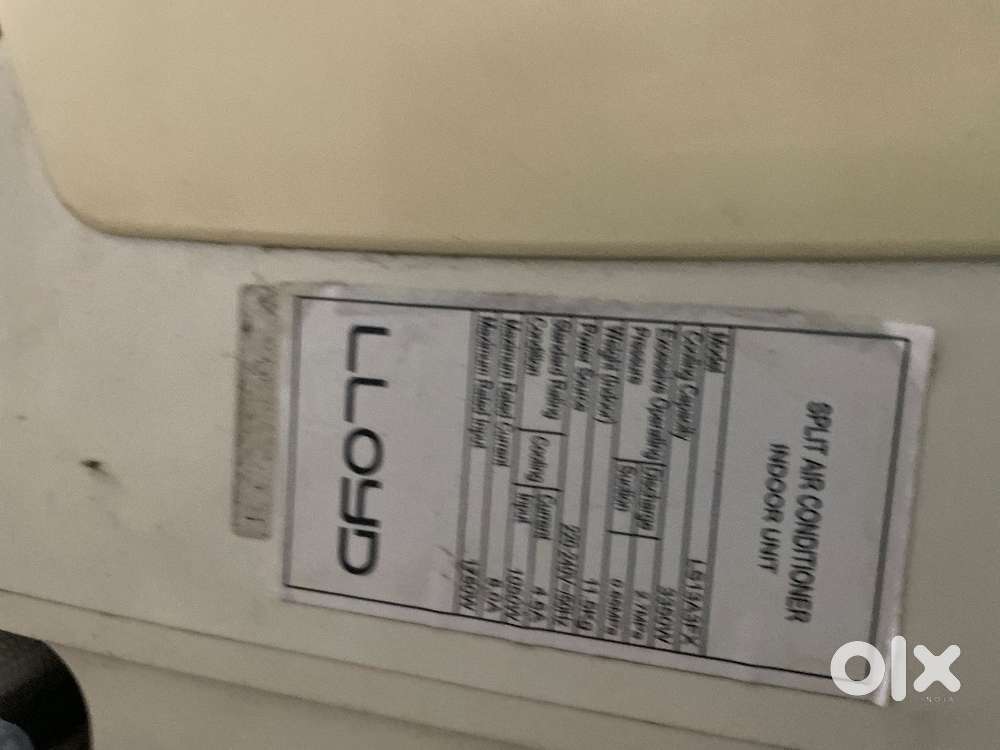 Lioyd 1.5 ton AC