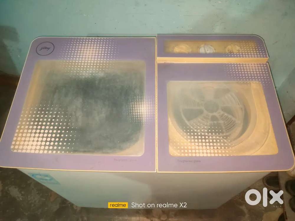 Godrej 8 kg semi washing machine in running and excellent condition