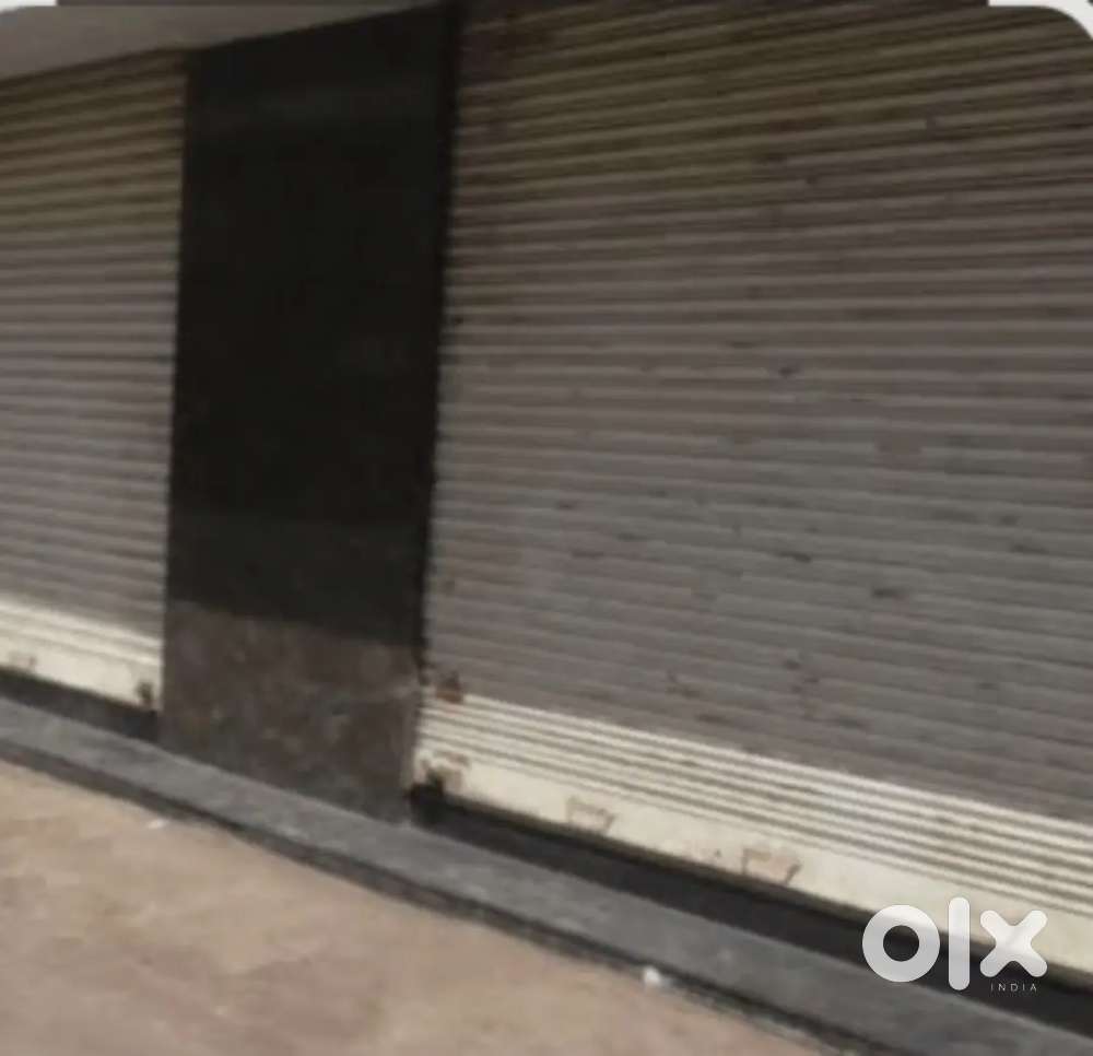 Krishnagar ghurni halder para more e 10/15 dokanghor sell hobe