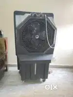 A blue colour cooler