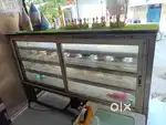 Cake display