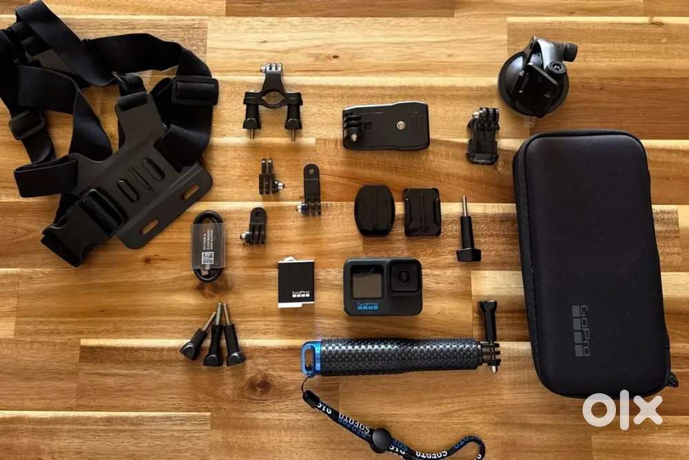 GoPro Hero10 Black Hero 10 + Extras (R8)