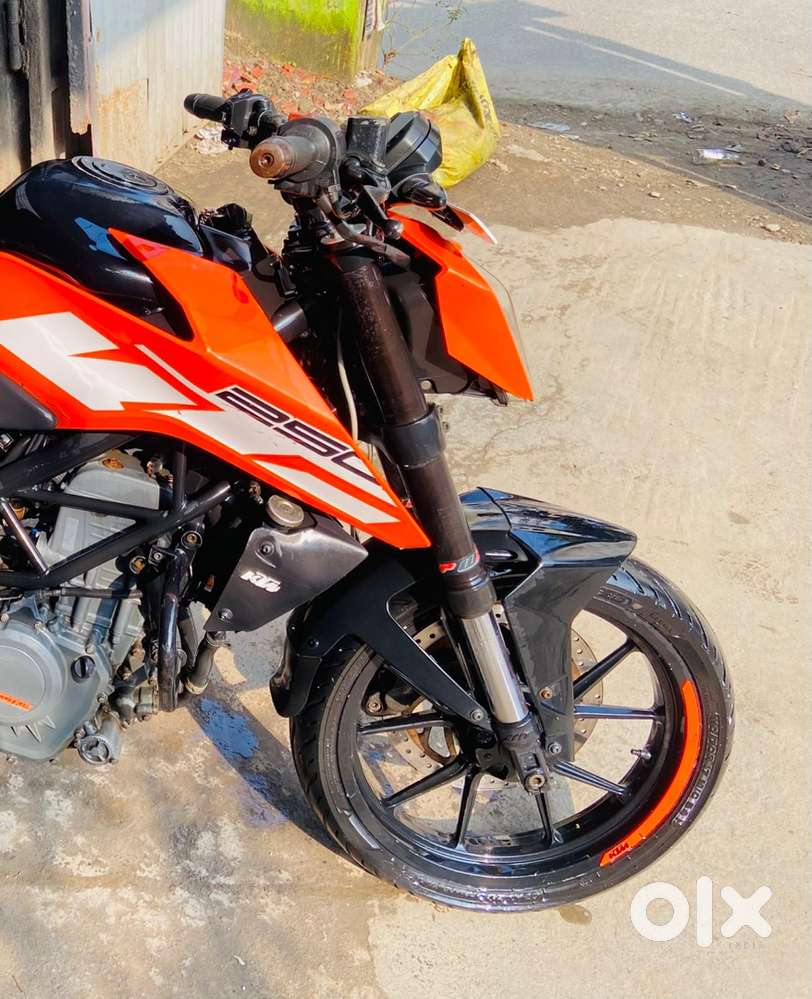 KTM Duke 250 Orange 2019 Model