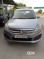 Gadi Mathura number hai 7 seater very good condition car hai child AC